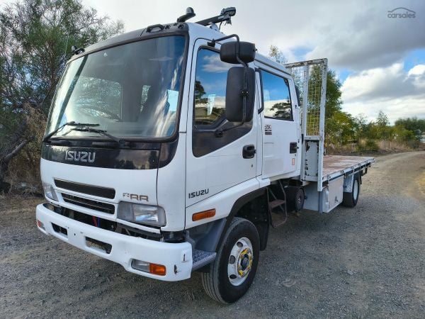 2007 Isuzu F Series FRR 550