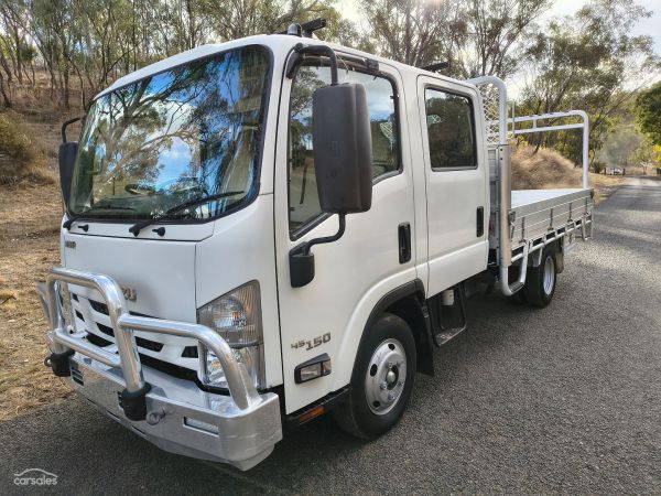 2017 Isuzu N Series NNR 45-150 image
