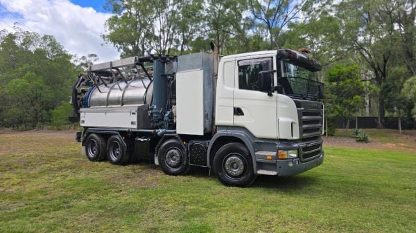 2008 Scania R420 Vacuum/NDD/Drain Cleaner Recycler Combo FULLY REFURBISHED & READY FOR WORK image