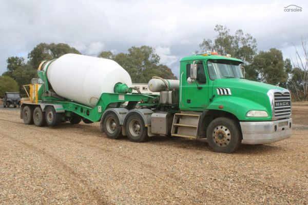2014 Mack Granite CMMT image