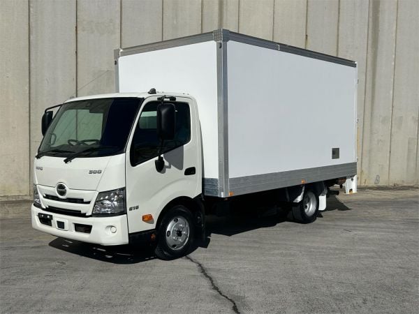 2022 HINO 300 PANTECH XZU710R MY20 616 3430 WIDE image
