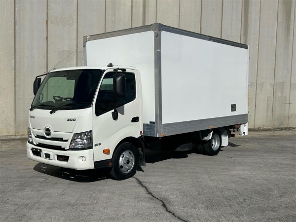 2022 HINO 300 PANTECH XZU710R MY20 616 3430 WIDE image