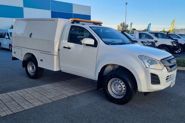 2019 Isuzu D-MAX SX High Ride Rear Wheel Drive image