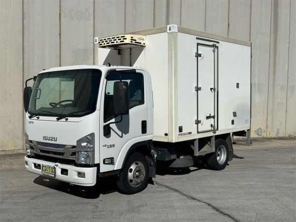 2018 ISUZU NPR Refrigerated Pantech N MY18 45/55-155 (SWB) image
