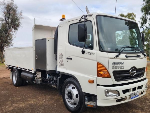 2007 HINO GD1J Dump Truck image