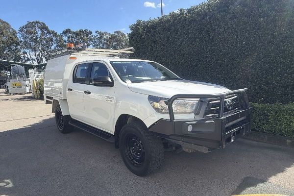 2022 Toyota Hilux SR GUN126R 4X4 image