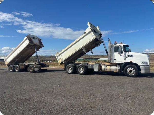 2016 Mack Granite 6x4 Tipper & 2016 Shepard Dog Trailer image