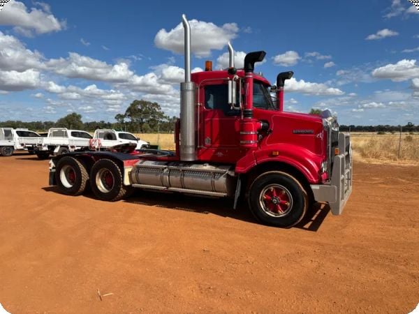 2010 Kenworth T408 SAR 6x4 Prime Mover image