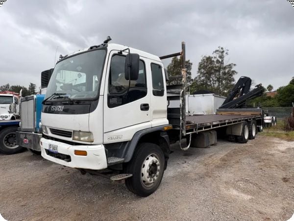 1999 Isuzu FVR 900 6x2 Crane Truck **NON RUNNER** image