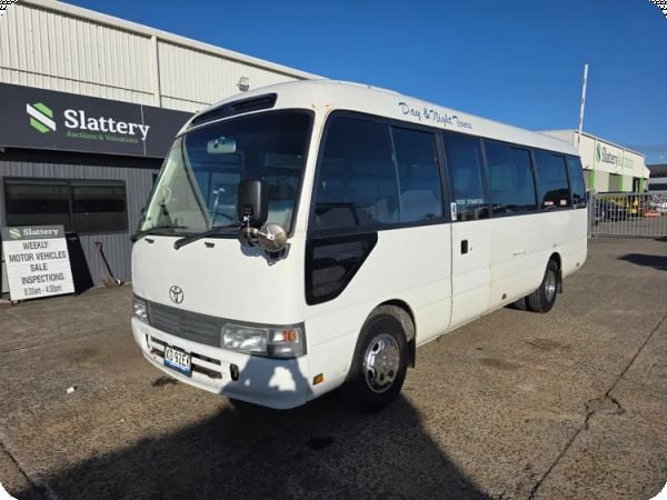 2007 Toyota Coaster Bus image