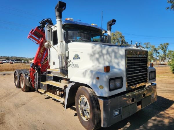 2007 MACK TRIDENT Crane image