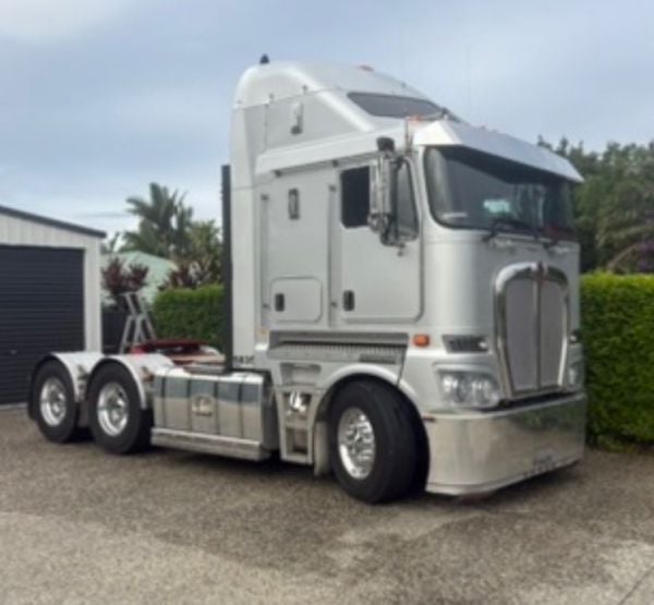 2019 Kenworth K200 image