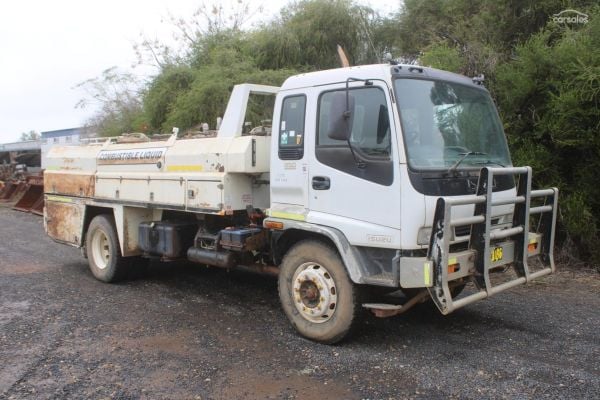 1997 Isuzu Ftr800 image