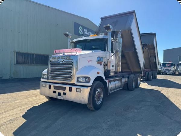 2018 Mack CMHR (6x4) Tipper & 2018 Maxitrans Dog3A Tipper Trailer image