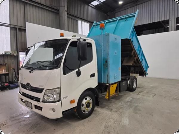 2014 Hino 300 717 4x2 Tipper (Council Asset) image