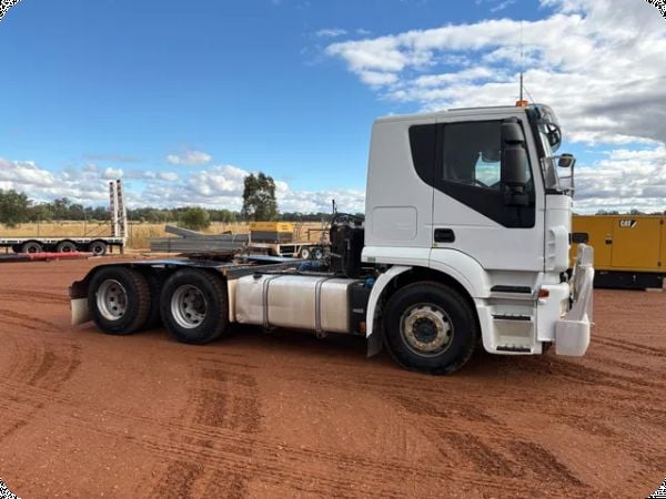2012 Iveco STRALIS 6x4 Prime Mover image
