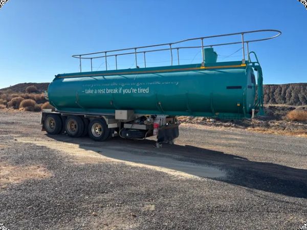2014 Boomer Tri-Axle Tanker image