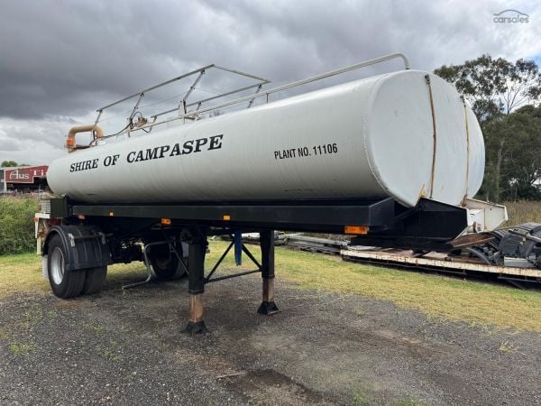 2010 Custom POHLNER SEM 1 WATER TANKER WITH REMOTE CONTROL SPRAYERS image