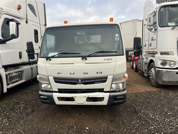 2014 MITSUBISHI FUSO CANTER 815 Flatbed image