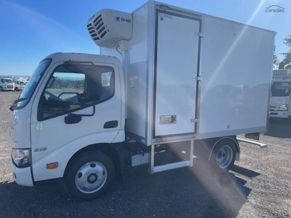 2025 Hino 300 Series 616 0 image