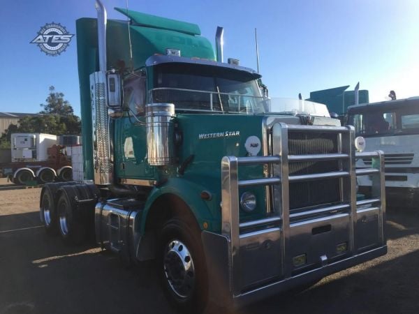 2010 WESTERN STAR 4800FX image
