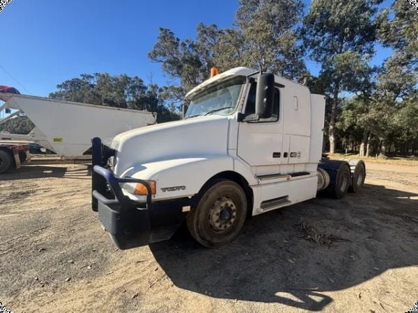 1998 Volvo NH12 6x4 Prime Mover image
