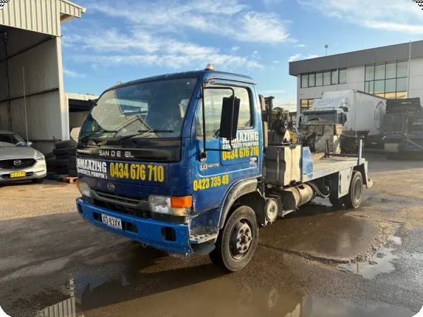 2005 UD MK 175 4x2 Concrete – Pump image