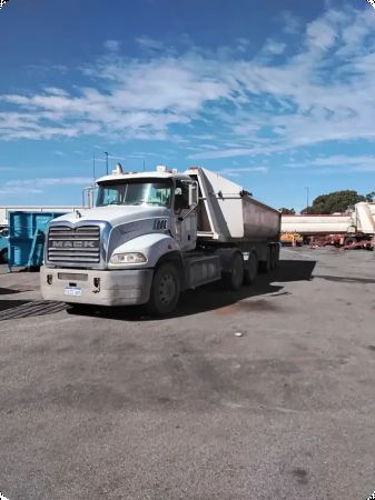 2013 Mack Granite 6x4 Prime Mover & SFM End tipper combination image