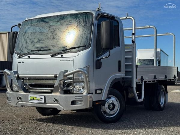 2021 Isuzu N Series NPR 45/55-155 Ready for Work image