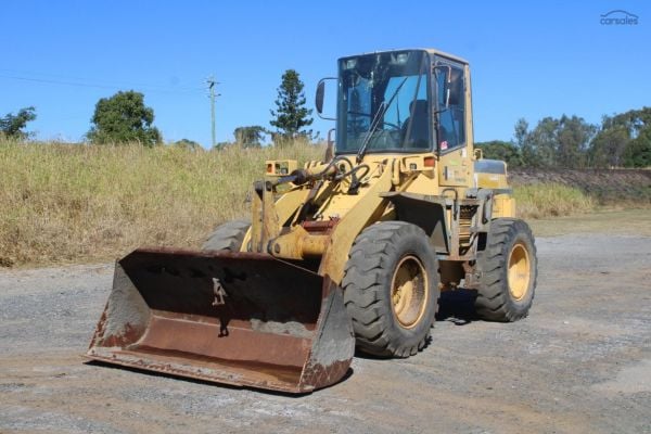 1999 KOMATSU WA120-3 image