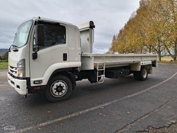 2017 Isuzu F Series FSR140/120-260 image