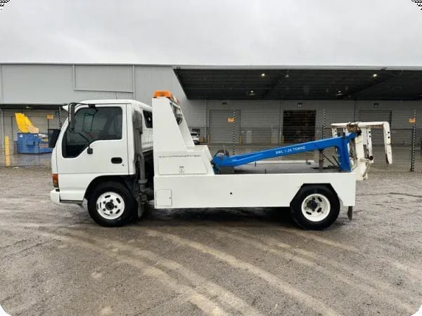 1994 Isuzu 4x2 NPR Tow Truck image