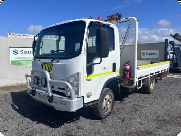 2013 Isuzu NH NPR 4x2 Tray Truck2013 Isuzu NH NPR 4x2 Tray Truck image