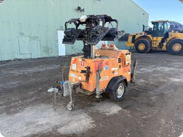 2017 TL-90 DC Light Tower Trailer (EX Coates Hire) image