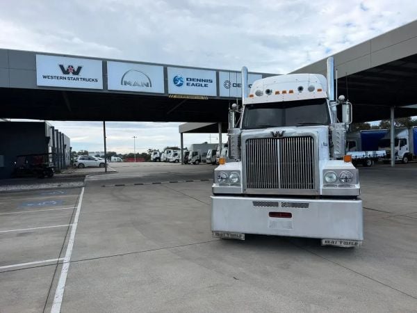 2015 Western Star 4900 Series 4900FXT Manual