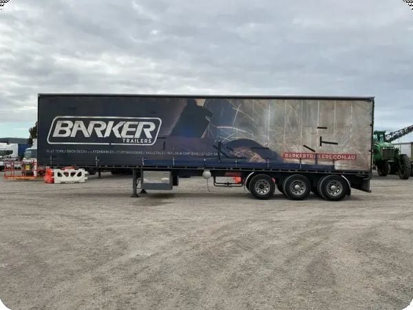 2017 Barker Heavy Duty Triaxle Curtainsider B Trailer image