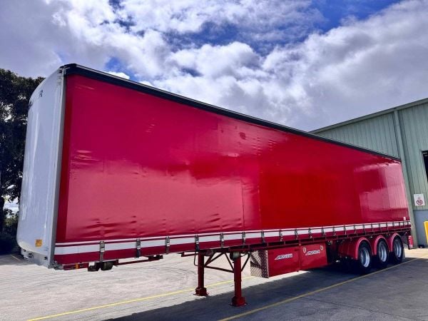 2001 MaxiTRANS ST3 Curtain Sider image