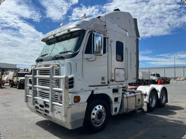 2009 Freightliner Argosy Caterpillar engine FLH 6x4 Prime Mover image