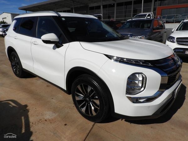 2025 Mitsubishi Outlander LS ZM Auto AWD MY25 image