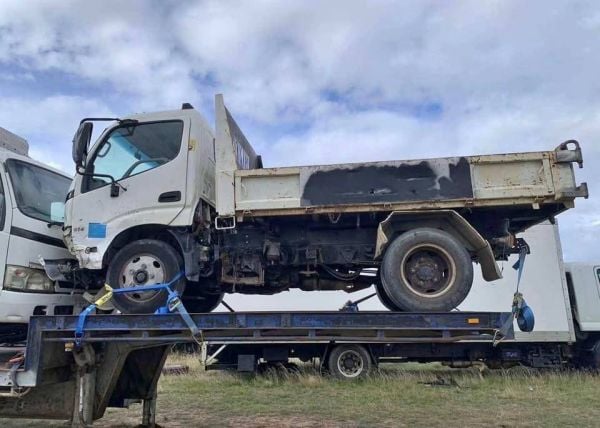 WRECKING 2011 HINO DUTRO image