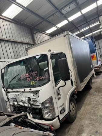 2020 Isuzu nnr 85 image