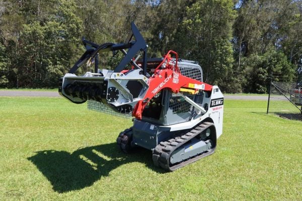 2026 Takeuchi TL8R-2 HiFLo image
