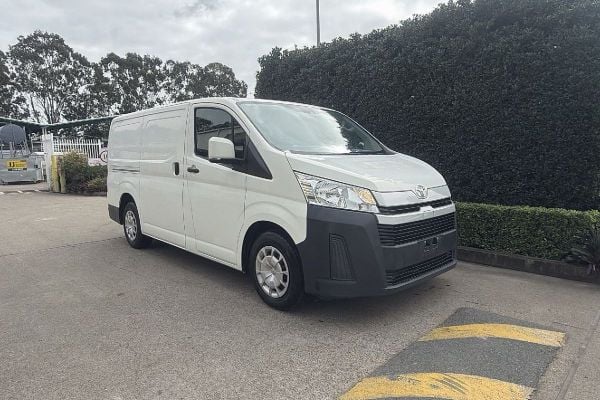 2021 Toyota Hiace GDH300R LWB image