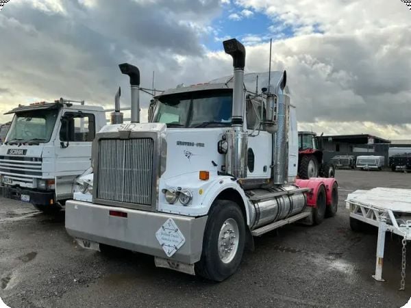 2006 Western Star Constellation 4800FX 6x4 Prime Mover image