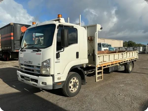 2011 Isuzu FSR 700 X-Long Premium 4x2 Tipper image