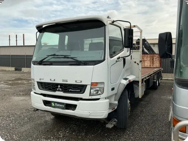2008 Mitsubishi Fighter FN 600 6x4 Crane Truck image
