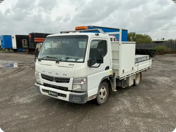 2013 Mitsubishi Canter 515 L 7/800 4x2 Crane Truck image