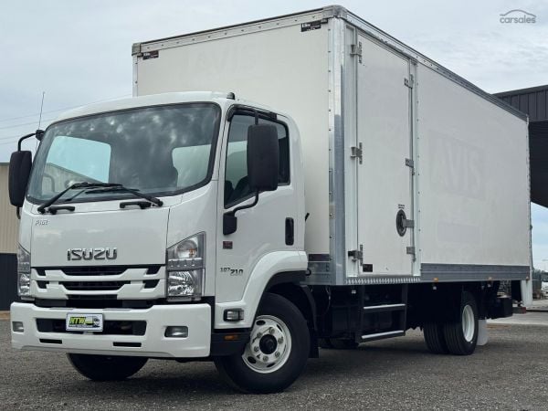 2021 Isuzu F Series FRR107-210 Ready for Work image