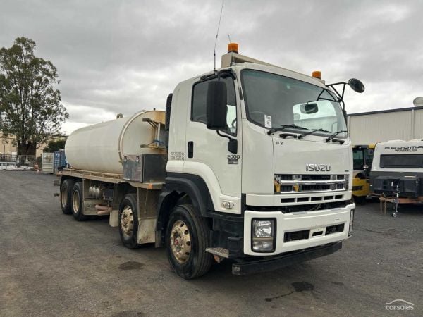 2017 Isuzu FYH2000 image