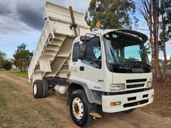 2007 ISUZU FVR950 Dump Truck